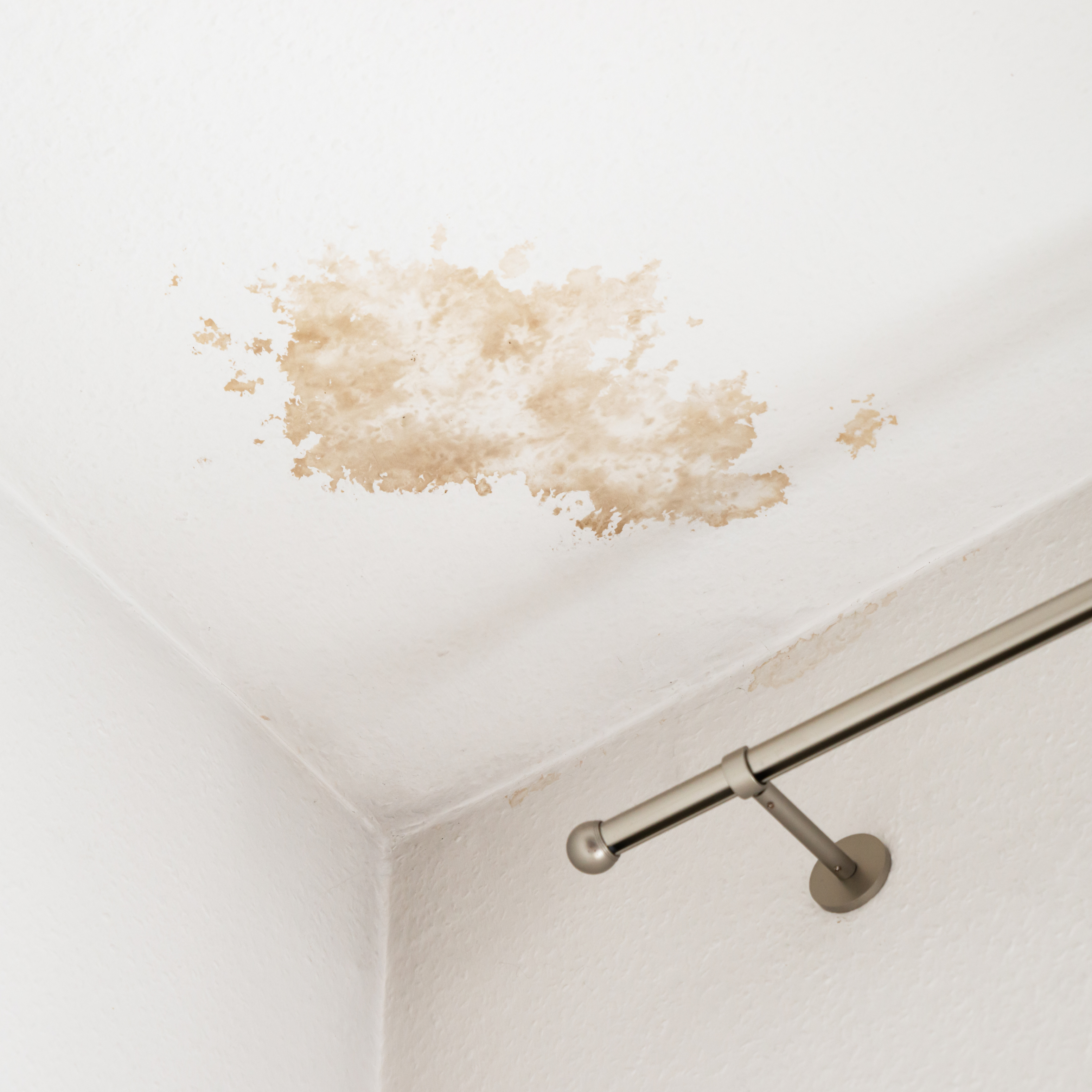 leak in bathroom ceiling